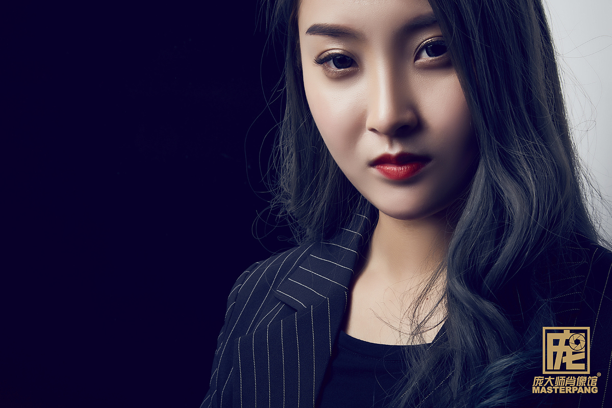 庞大师石家庄形象照 形象写真工作室 庞大师肖像馆石家庄最美证件照