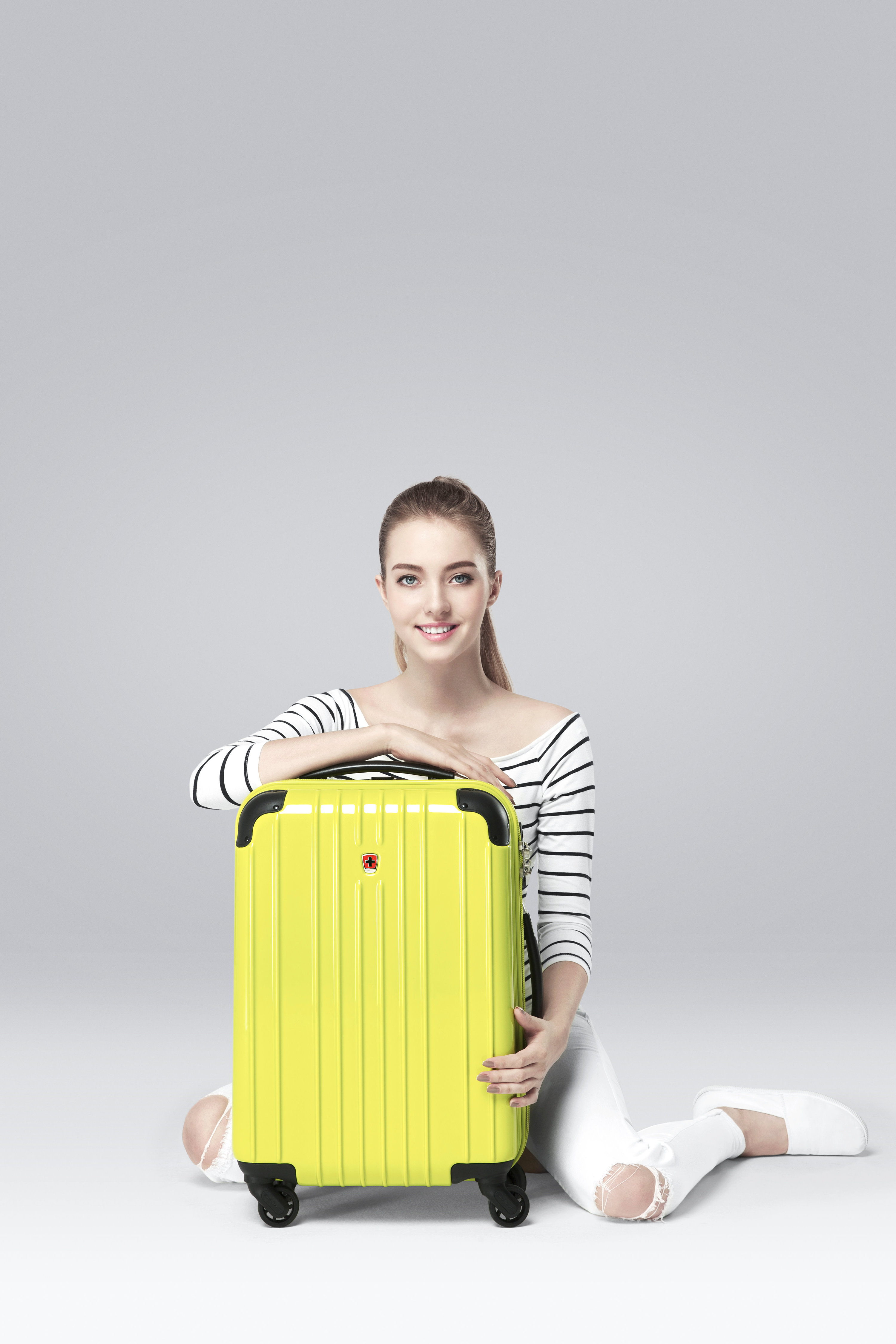 瑞动拉杆箱&jd天猫店模特产品平面拍摄