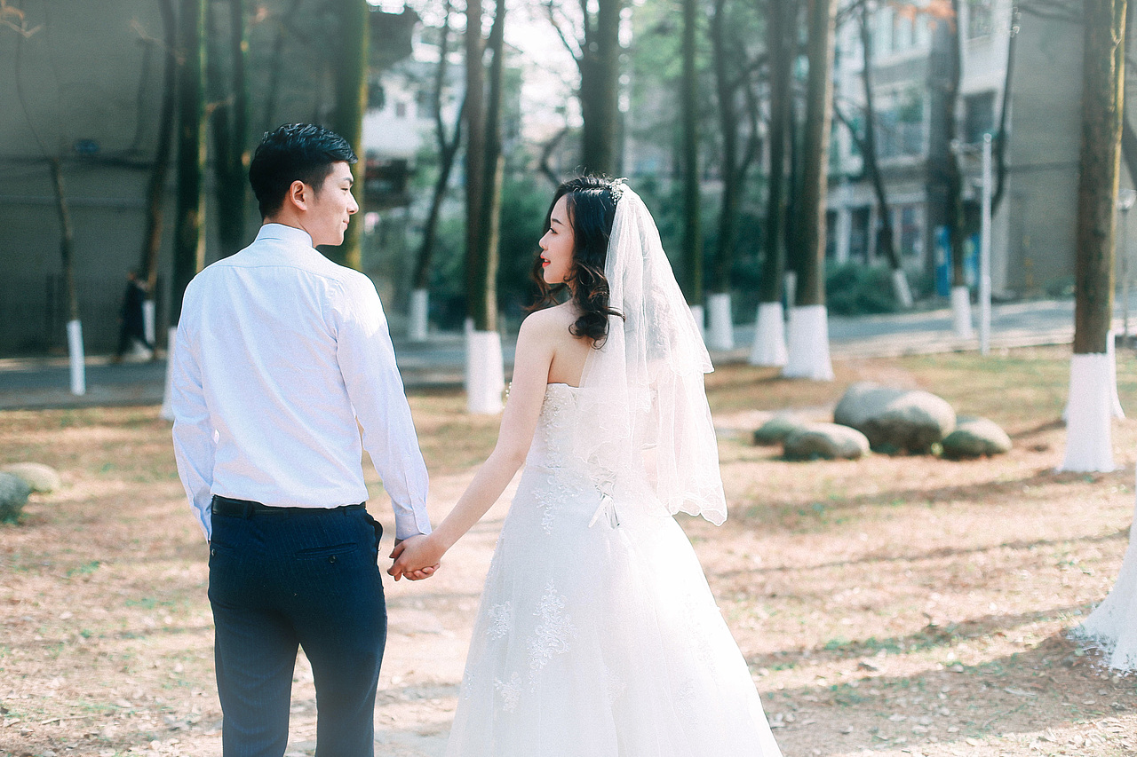 深情共白头（图ZMTAwNzMwODEy） - 人像摄影 - 站酷设计师芥茉在拍照原创素材 - 站酷ZCOOL