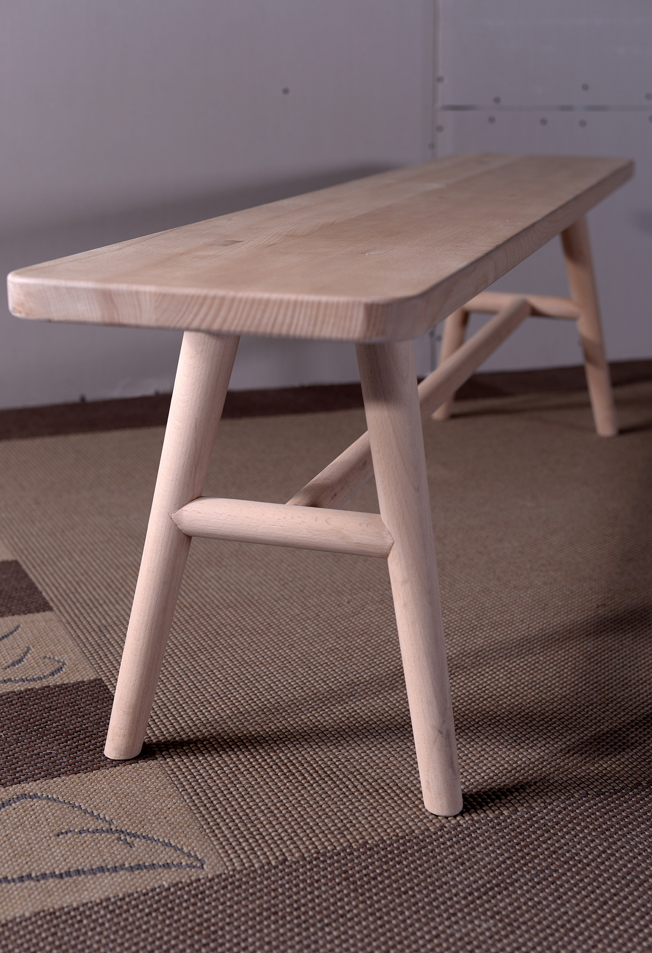 原木·原创·长方凳