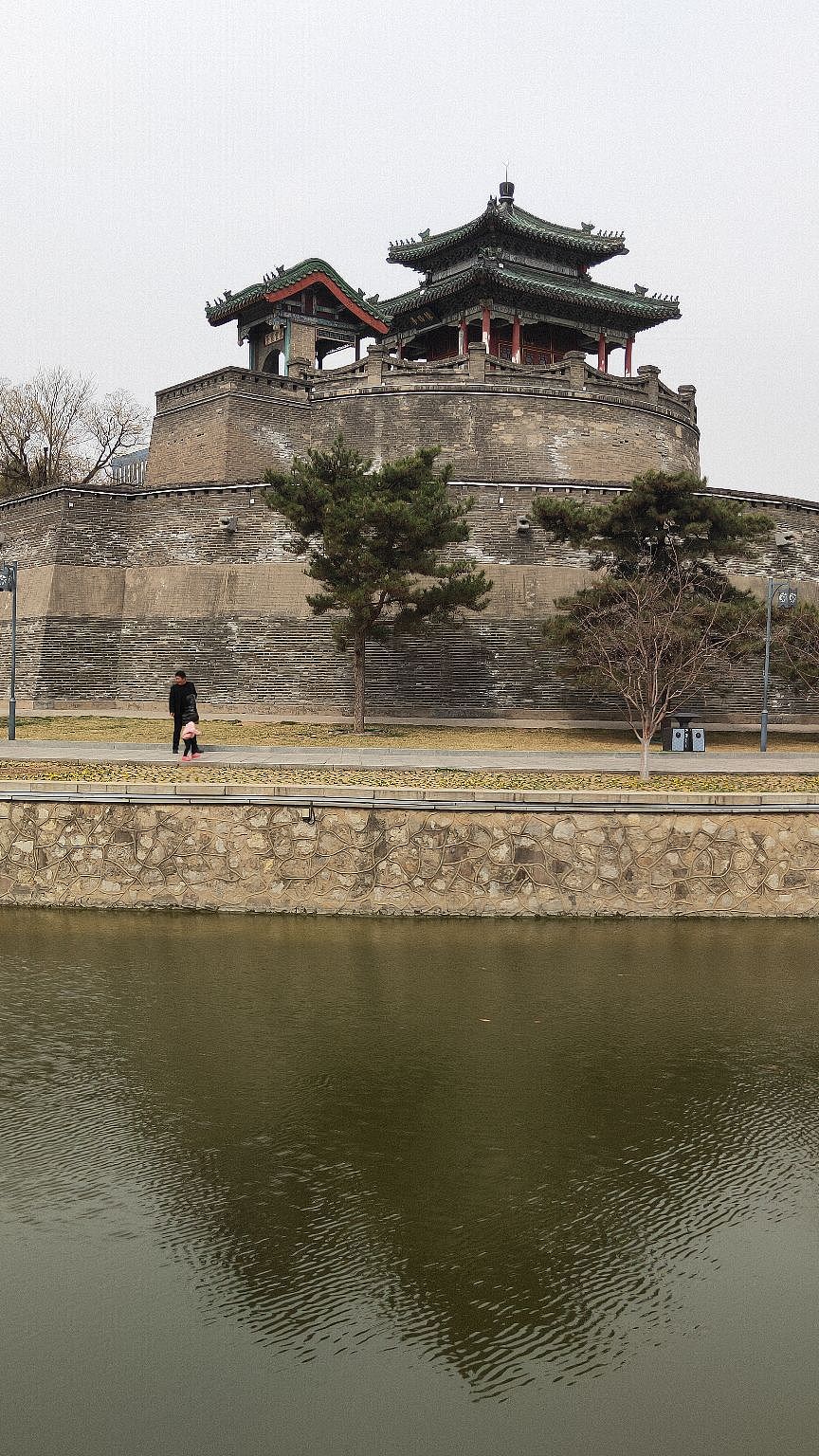 初春游丛台公园(一)