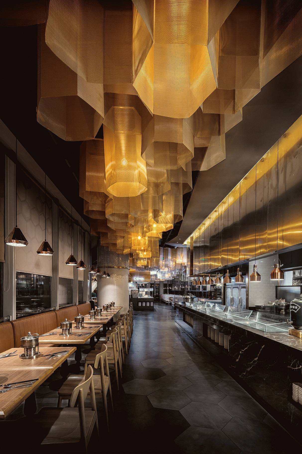 山外青山楼外楼西湖歌舞几时休高端自助餐厅