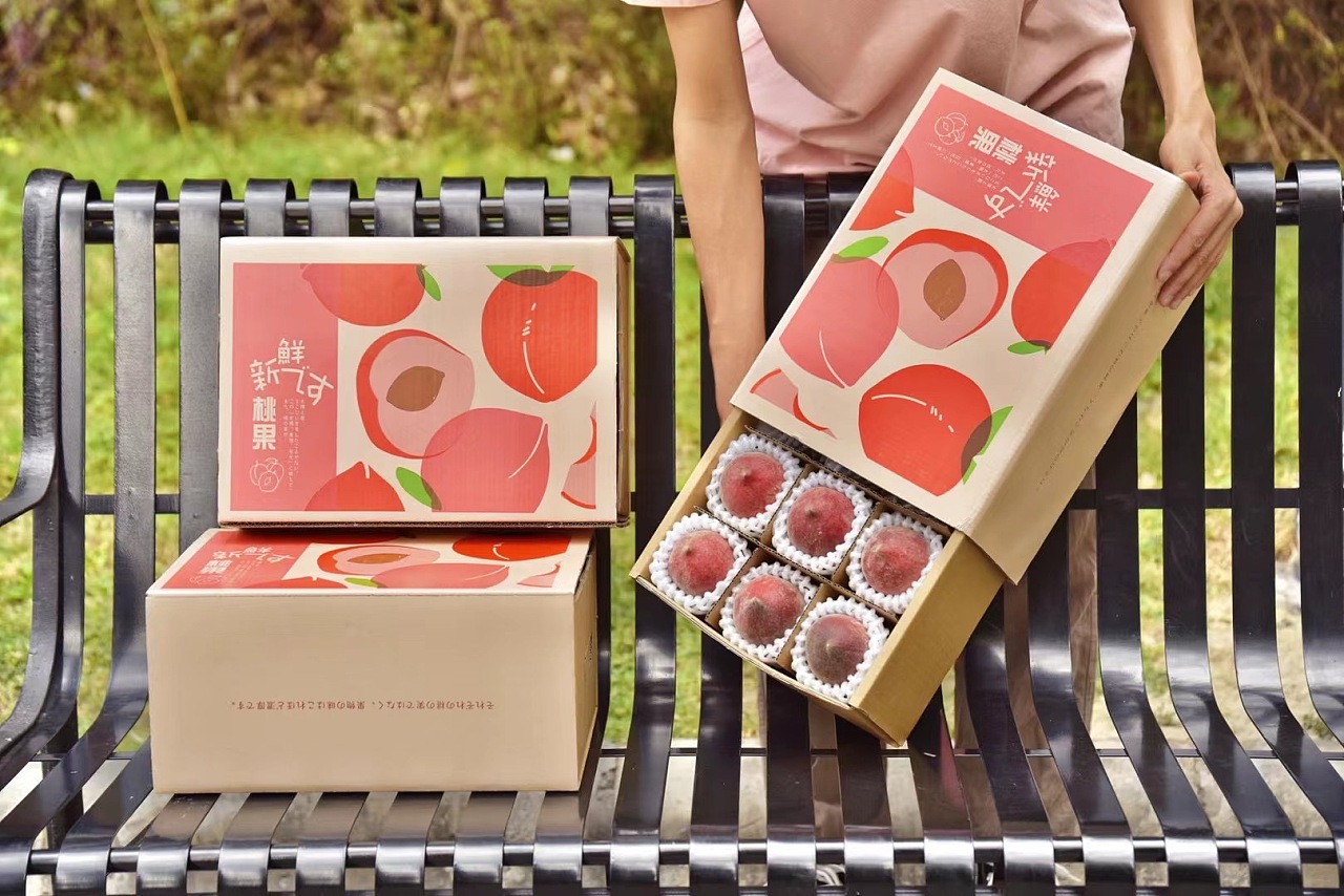 原创:手绘水果(桃子)包装设计