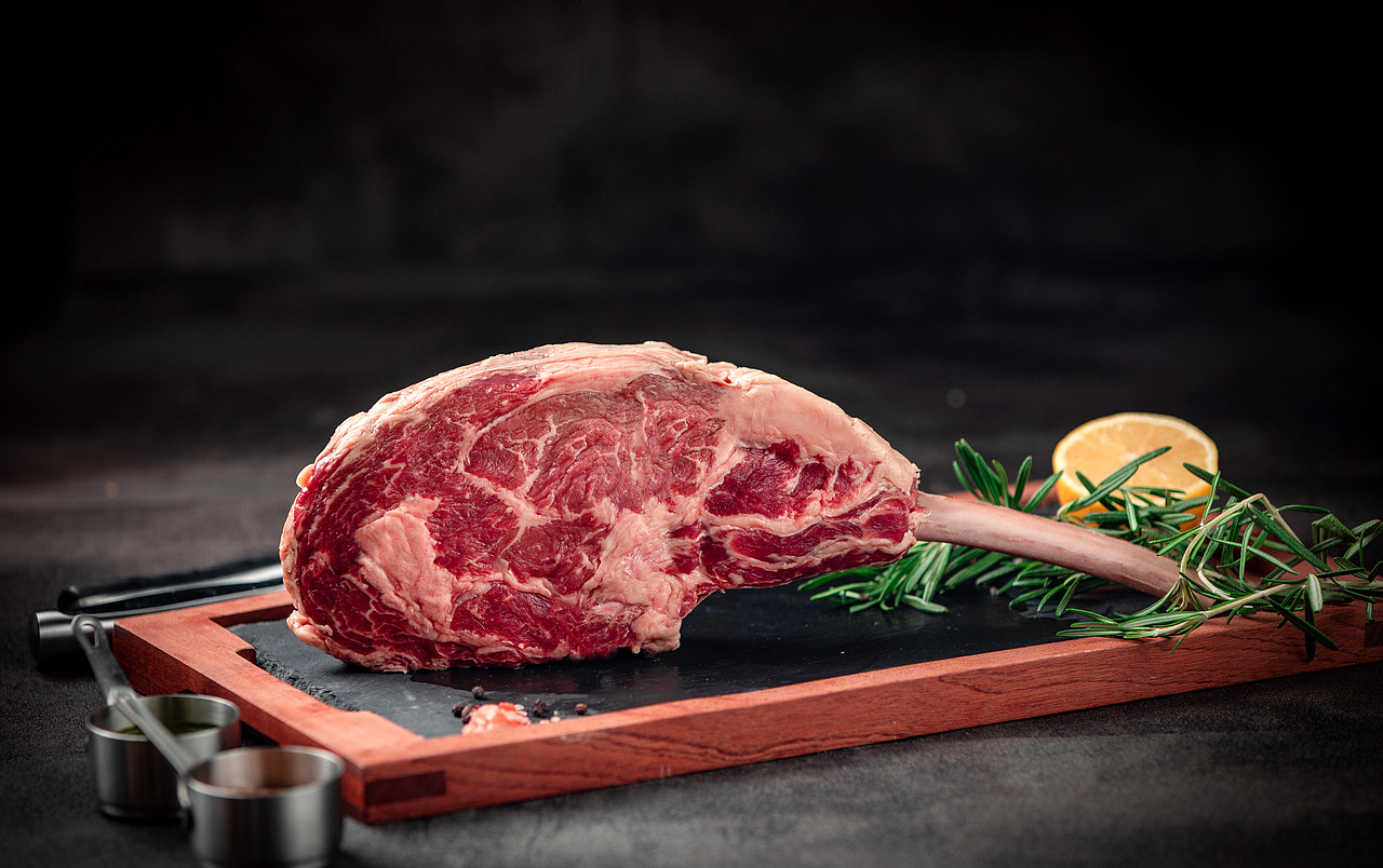 美食摄影--火焰战斧牛排（图ZMjE5OTMyNTg0） - 产品摄影 - 站酷设计师3个苹果原创素材 - 站酷ZCOOL