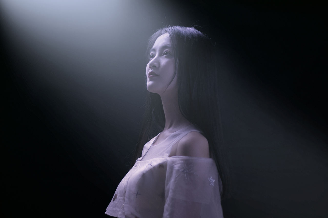 人物肖像（图ZMTU2ODYzNzQw） - 人像摄影 - 站酷设计师传小忆原创素材 - 站酷ZCOOL