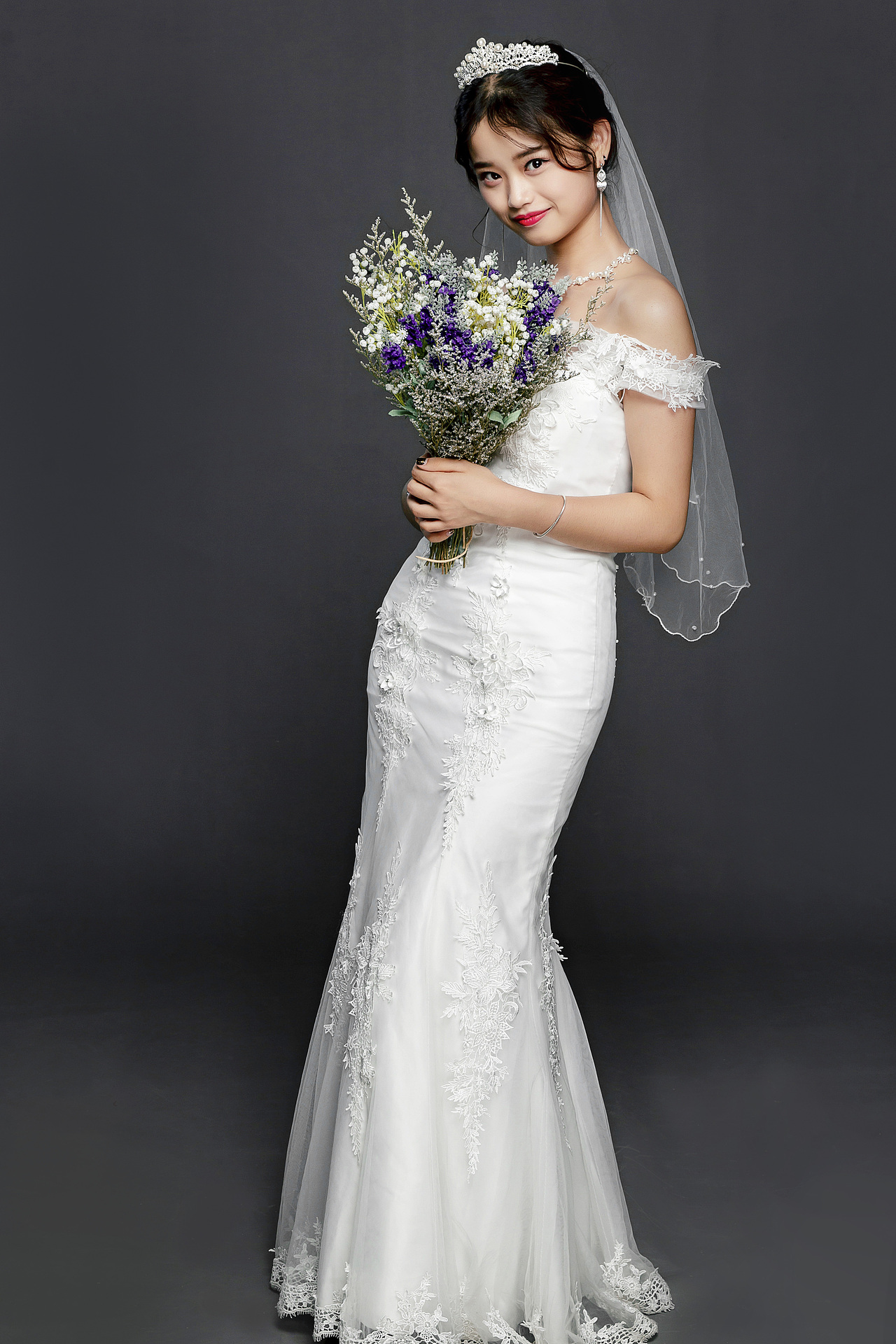 《图片》棚拍婚纱