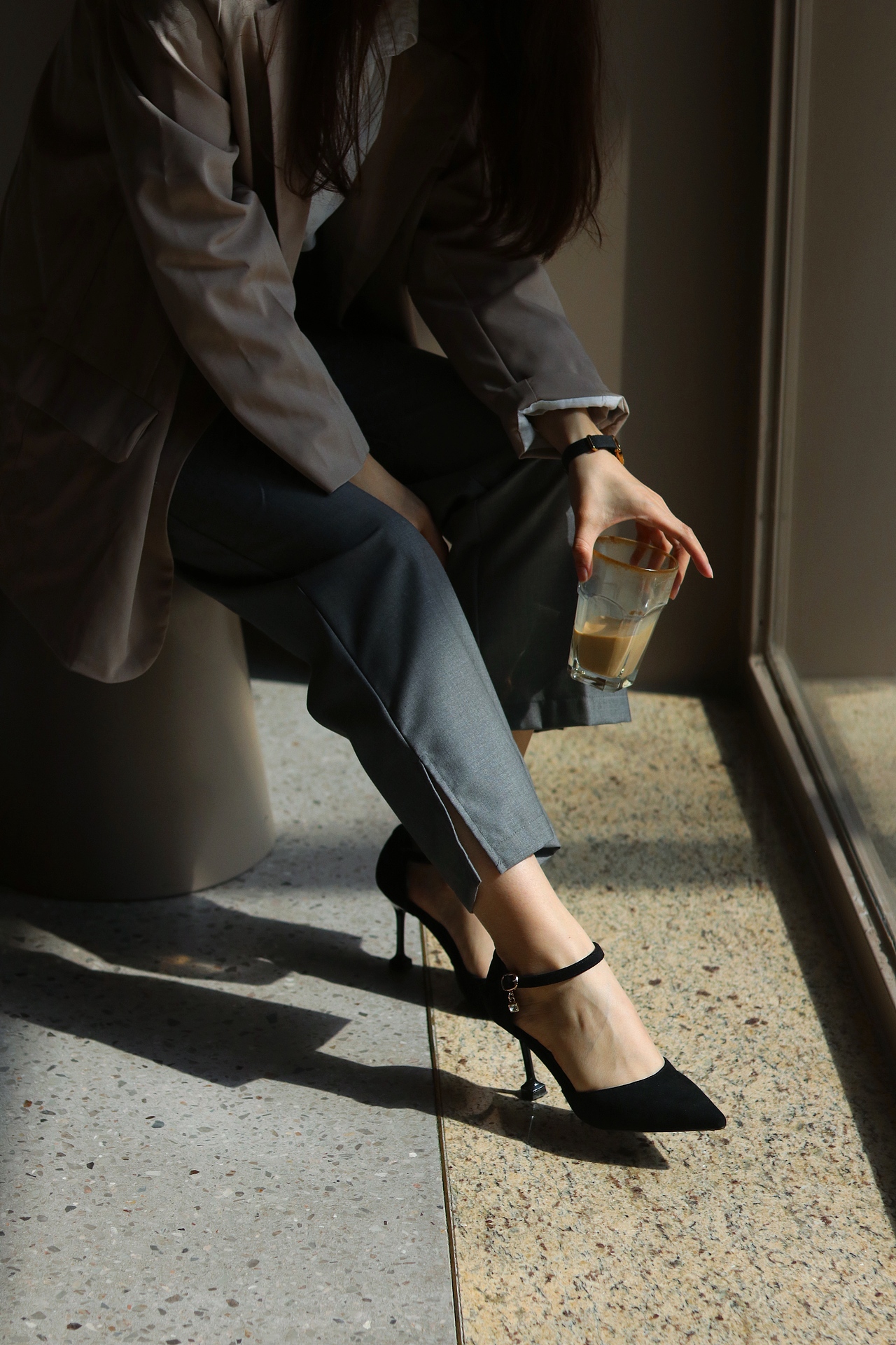 来回咖啡摄影（图ZMTg2MDQ0Mjk2） - 人像摄影 - 站酷设计师那么帅原创素材 - 站酷ZCOOL