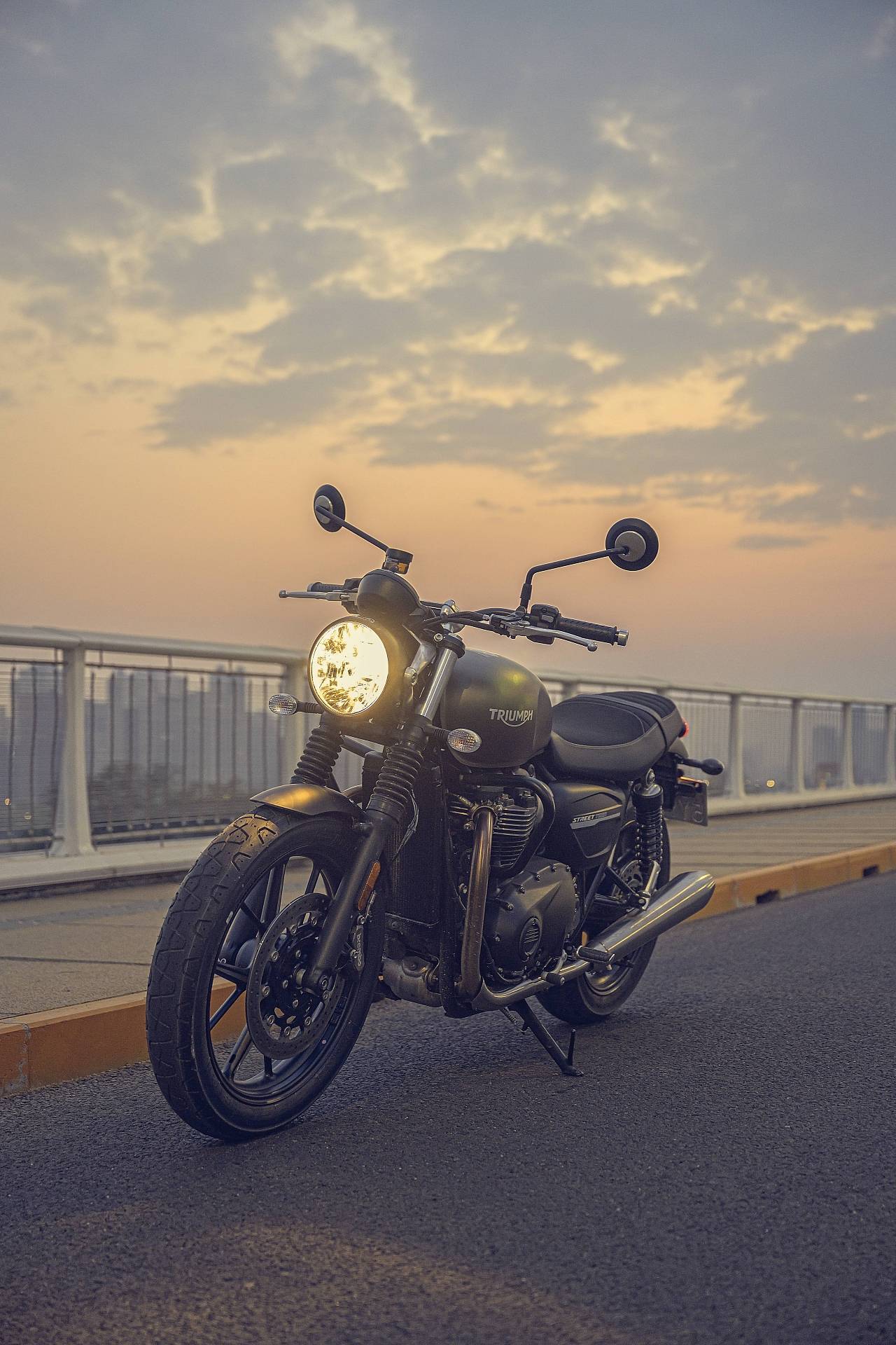 首钢大桥夕阳的凯旋streettwin