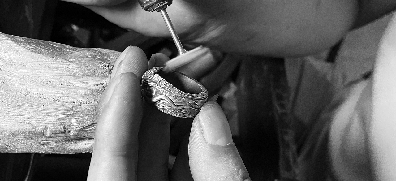 【琢器】琢·而成器-戒指·囚牛（图ZMjY3MTYyOTE2） - 首饰设计 - 站酷设计师元宝的爸爸原创素材 - 站酷ZCOOL