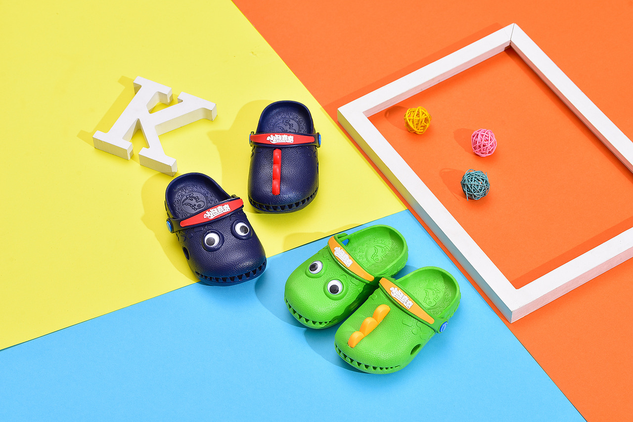 鞋子（图ZMjAwODA1ODgw） - 产品摄影 - 站酷设计师潮阳摄影原创素材 - 站酷ZCOOL