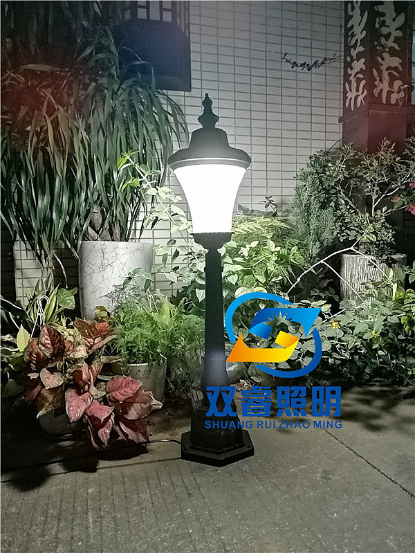 欧式造型草坪灯不锈钢景观落地灯定制电镀度假村户外灯（图ZMTk3MzY0MzEy） - 其他工业/产品 - 站酷设计师双睿照明原创素材 - 站酷ZCOOL