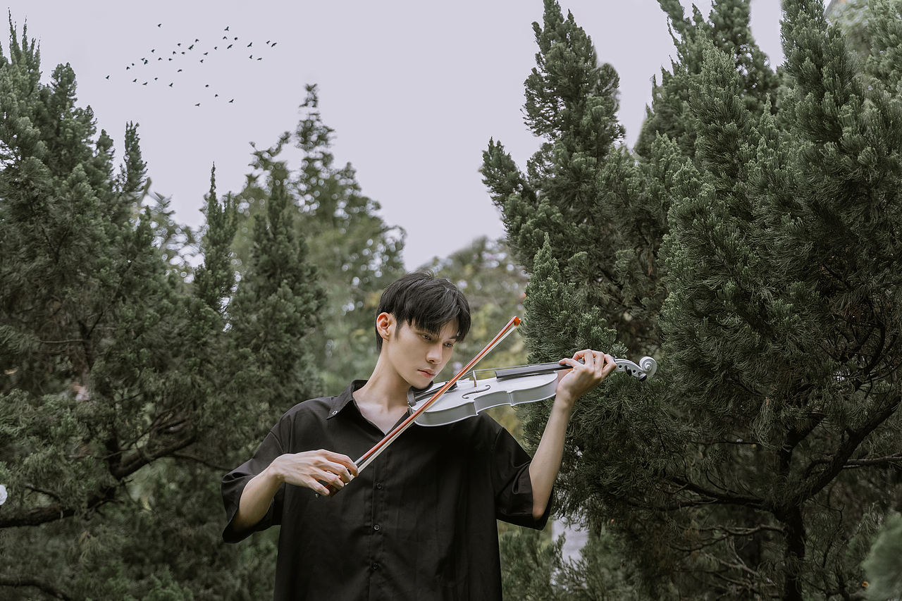 风中的秘密（图ZMjk0MDczMDI0） - 人像摄影 - 站酷设计师QUCYPHOTO原创素材 - 站酷ZCOOL