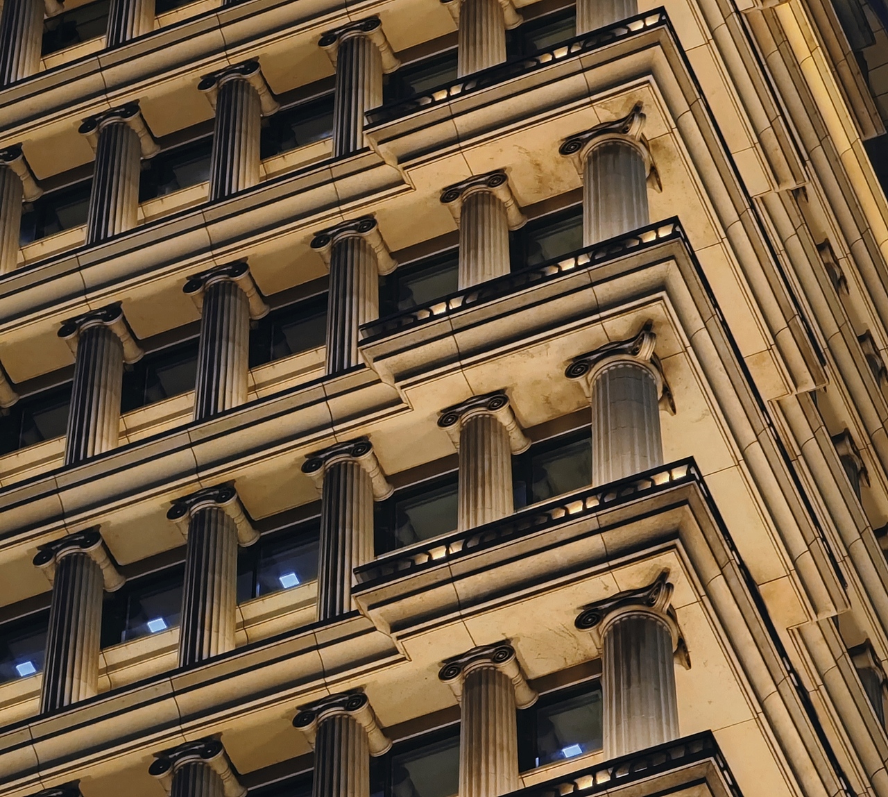 上海东方明珠一日游（图ZMjYwMzMyNjIw） - 人文/纪实摄影 - 站酷设计师开飞机的悟空原创素材 - 站酷ZCOOL