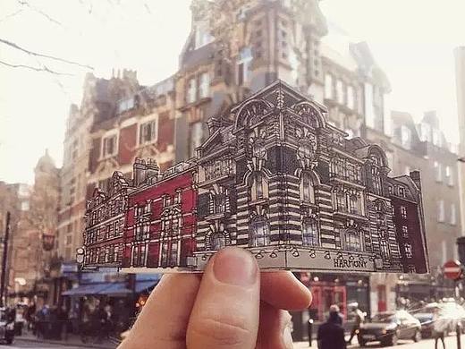 背上画板去旅行，这位23岁的悉尼小伙，把欧洲画进了自己的插画里…