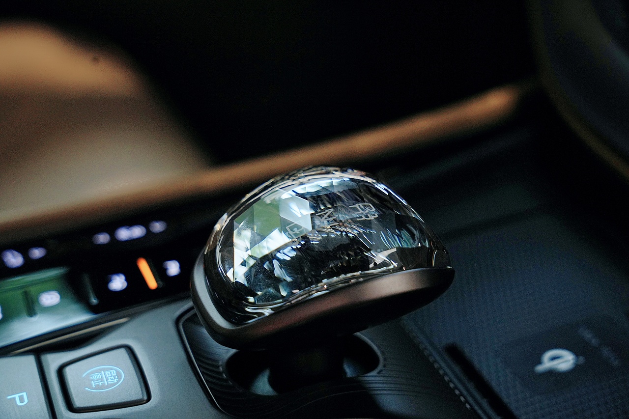 汽车摄影。腾势汽车