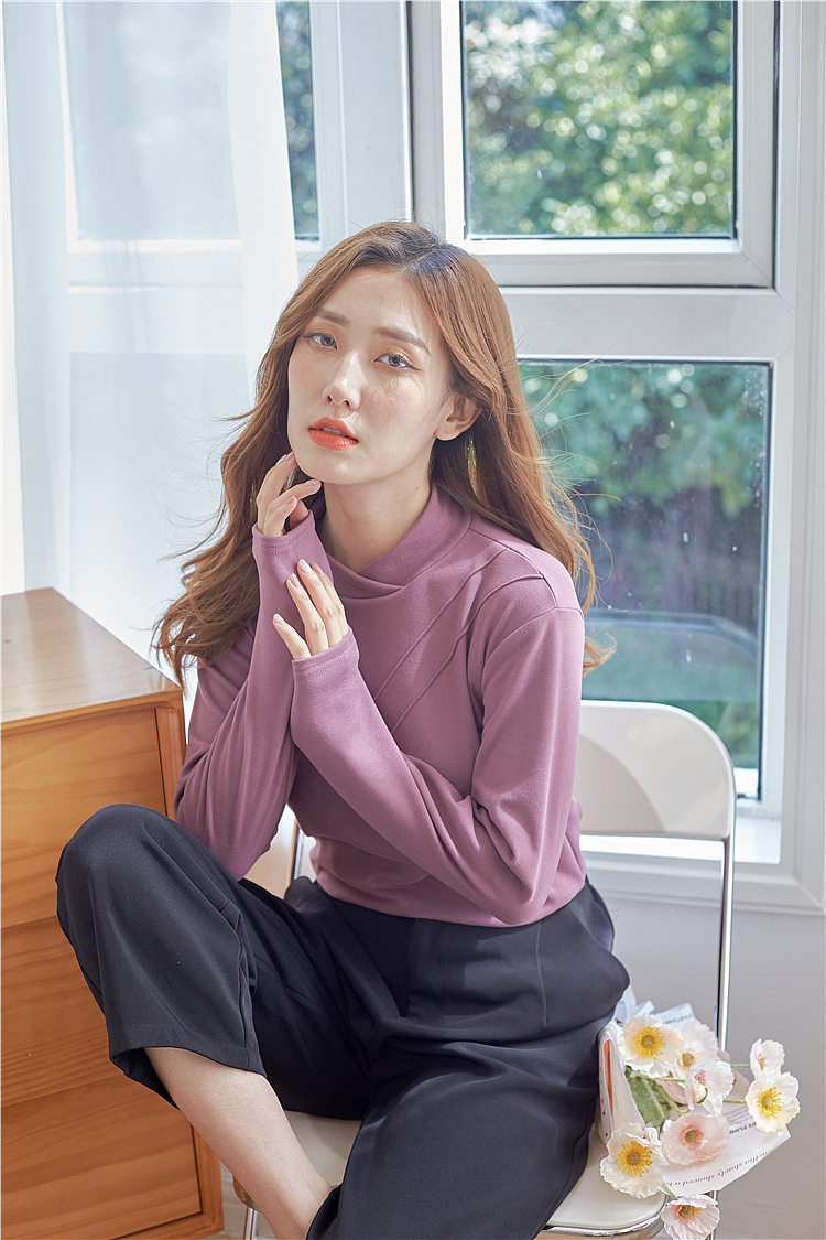 义乌打底衫女模模特拍摄,国内女模服装拍摄公司