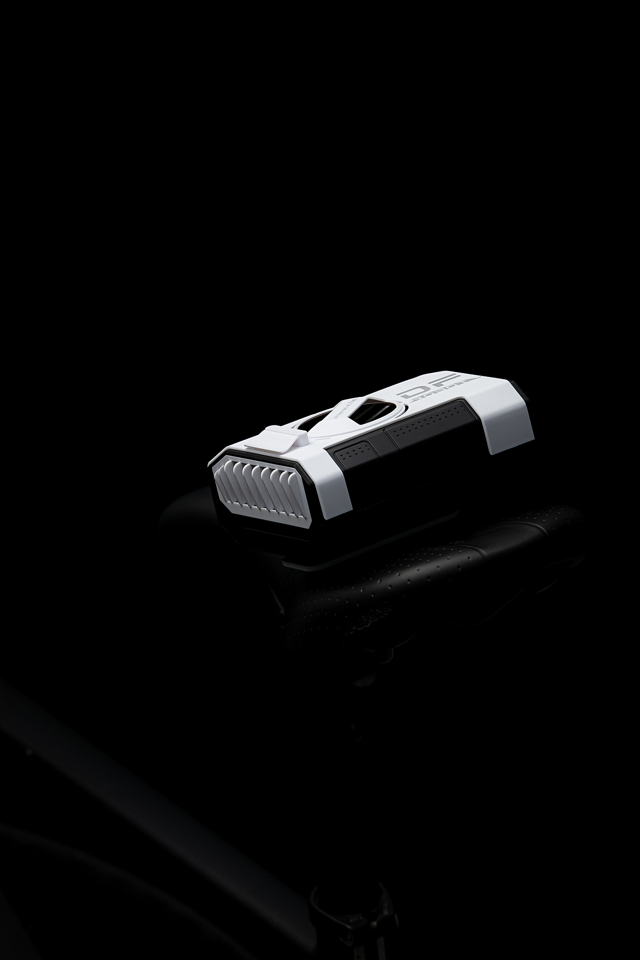 品牌案例丨机甲风挂腰风扇