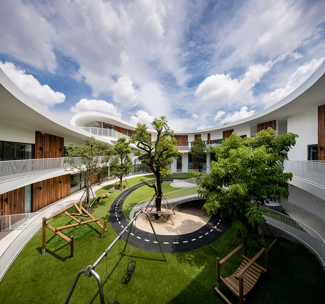 幼儿园设计丨曼谷肯辛顿学习空间 / Plan Architect