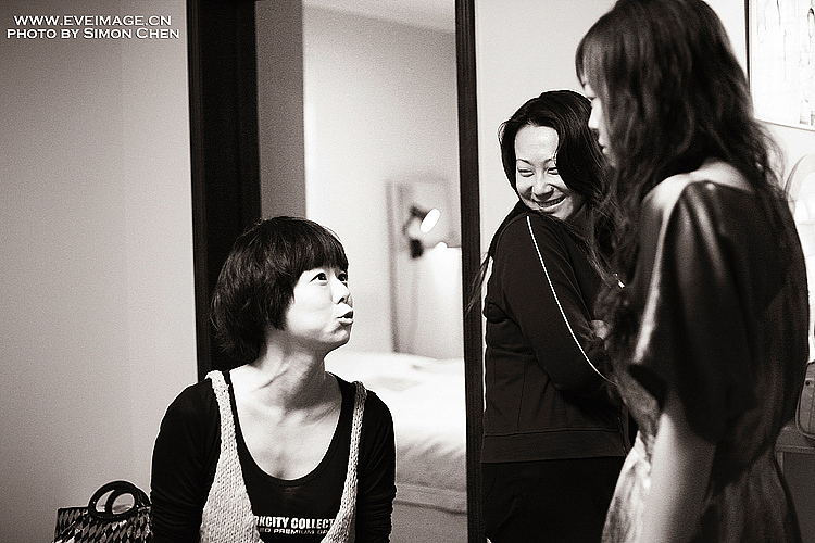 《Happy Sisters》新闻纪实婚礼摄影Simon Chen陈昕作品（图ZMTA1NzcxMg==） - 人像摄影 - 站酷设计师婚礼摄影师陈昕原创素材 - 站酷ZCOOL