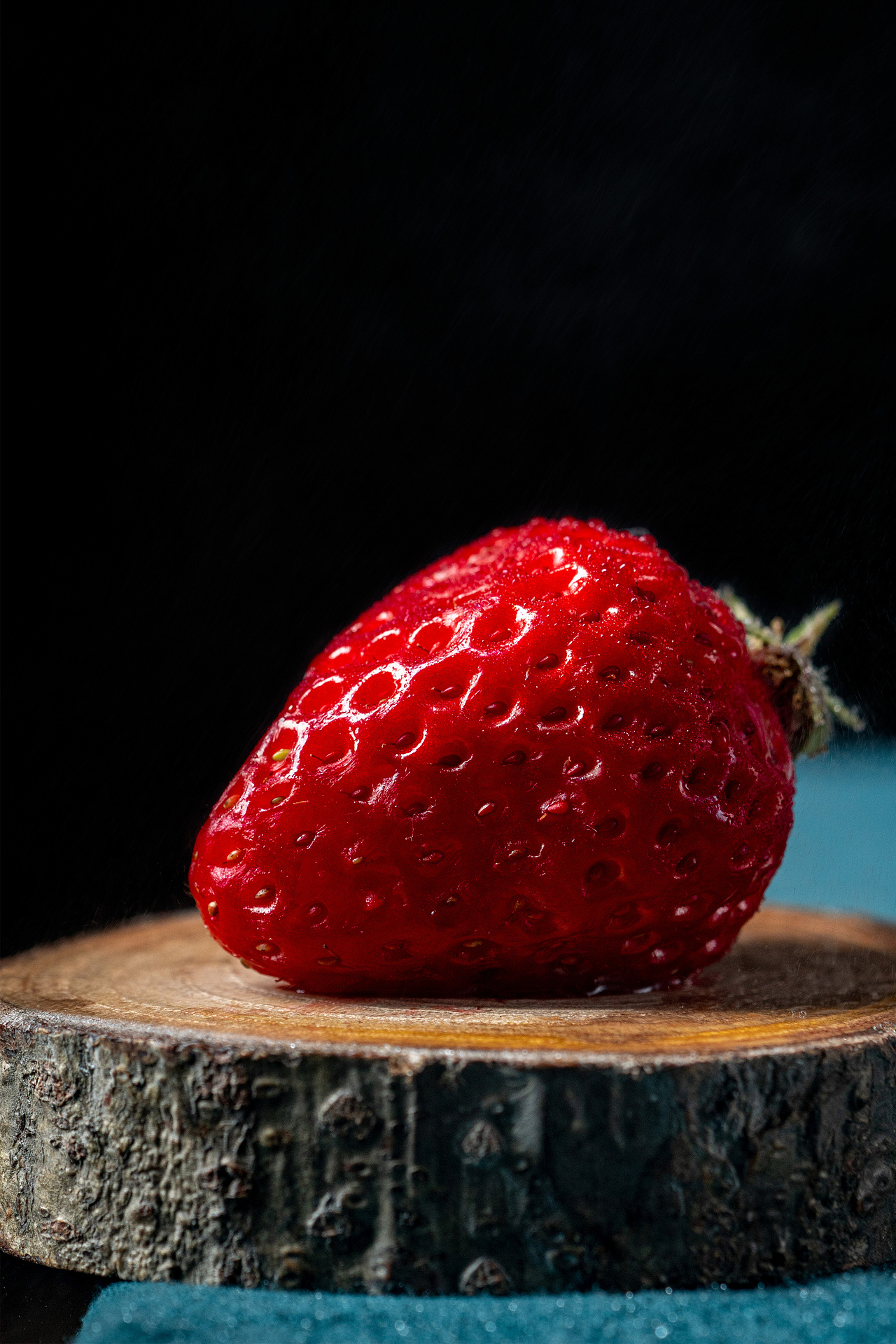 靜物|草莓（圖ZMjk0NTIxOTI4） - 美食攝影 - 站酷設(shè)計(jì)師浪琪美食攝影原創(chuàng)素材 - 站酷ZCOOL