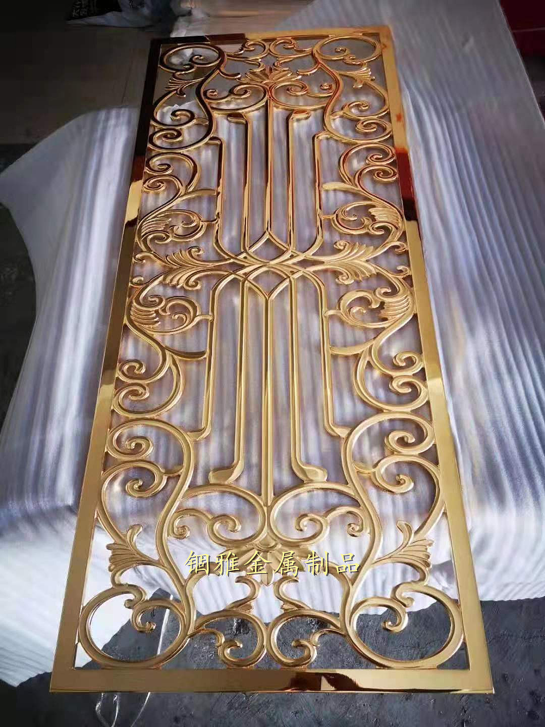 带您了解玫瑰金铝板雕花屏风铝艺镂空镀金花格（图ZMTg5MzIwNTA4） - 家装设计 - 站酷设计师锢雅18566019743原创素材 - 站酷ZCOOL
