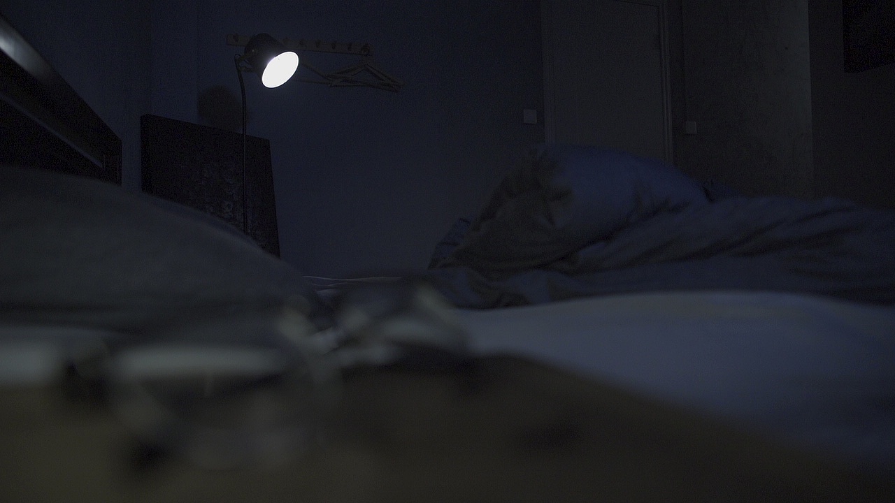 恐怖小短片《夜》