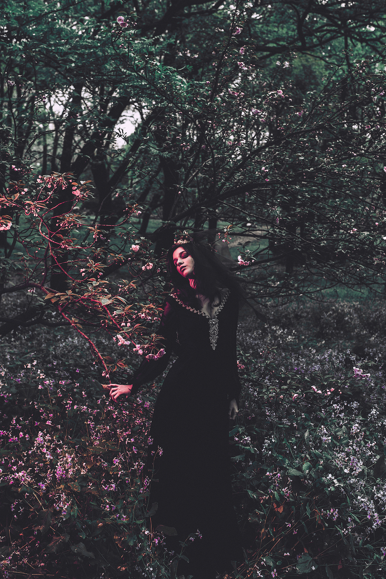 黑 咒（图ZMTUxMDI2NTcy） - 人像摄影 - 站酷设计师安东Nerv原创素材 - 站酷ZCOOL