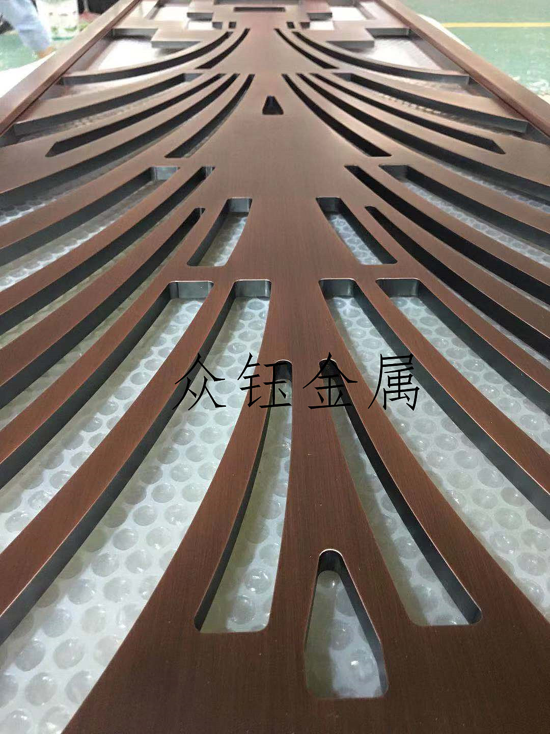 铝铜镂空屏风_铝铜浮雕工艺品_铝铜雕刻护栏