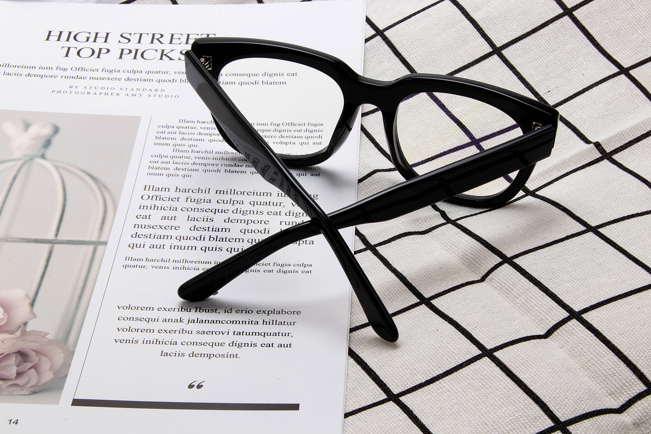 眼镜（图ZMTgwODc5OTgw） - 产品摄影 - 站酷设计师_阿年原创素材 - 站酷ZCOOL