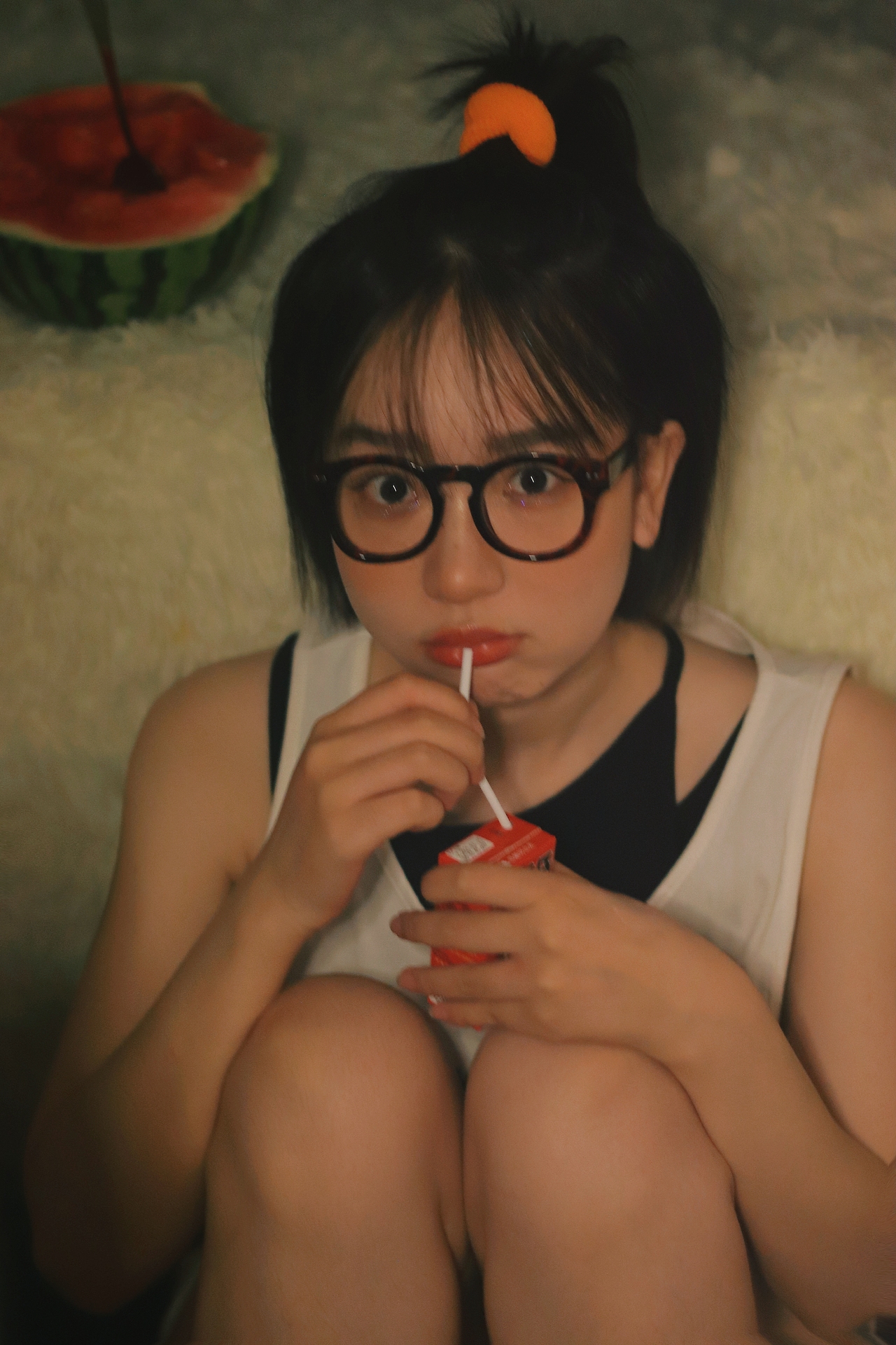 一个有西瓜的夜（图ZMjYwMzU5NDAw） - 人像摄影 - 站酷设计师奶茶桶原创素材 - 站酷ZCOOL