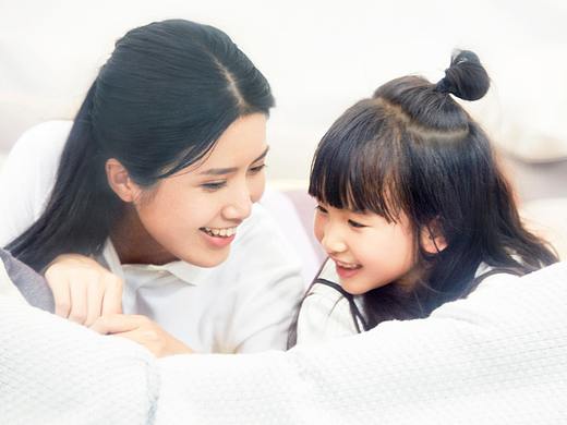 七彩摇篮形象片