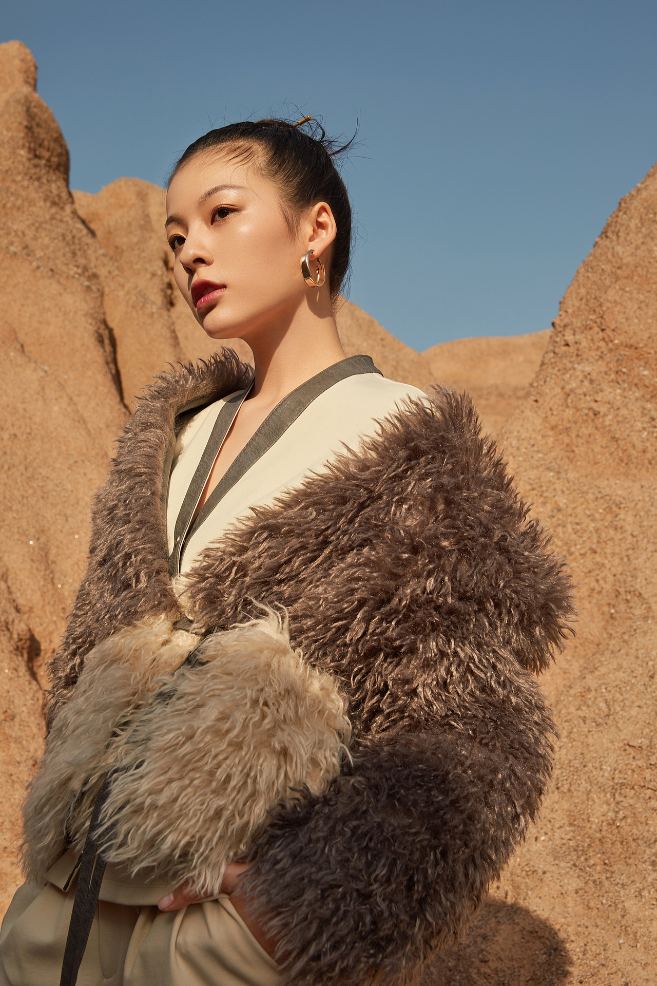 女装画册修图 人像修图（图ZMjUxNTAzNDI4） - 修图/后期 - 站酷设计师修图师彡九原创素材 - 站酷ZCOOL