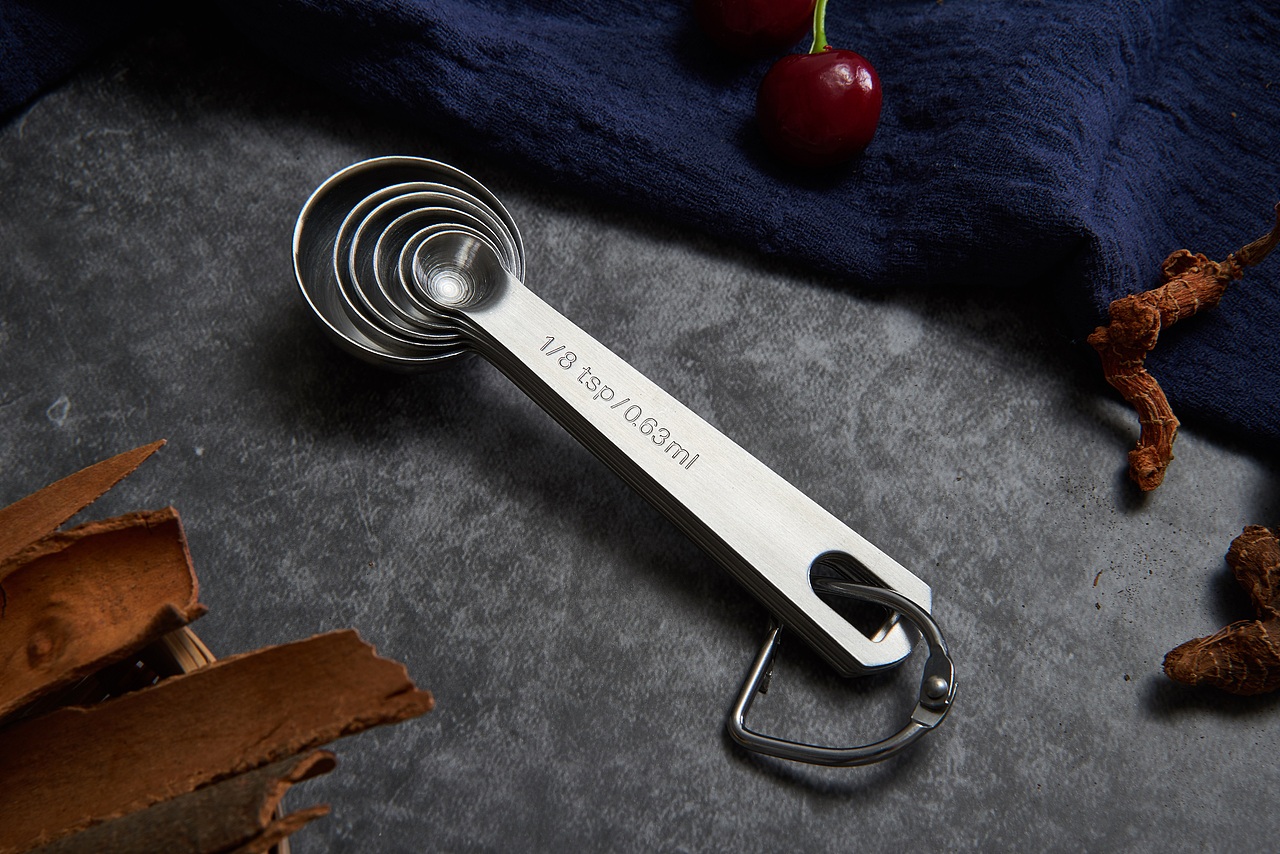 不锈钢厨具小工具 调料勺 汤匙 调味 杂件 拍摄 页面