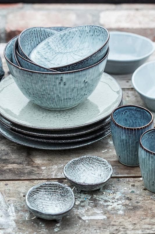 青弦系列餐具—传递一种生活美学，提升吃货幸福感！（图ZNDg4NTI2NjQ=） - 文案/策划 - 站酷设计师肖肖7368原创素材 - 站酷ZCOOL