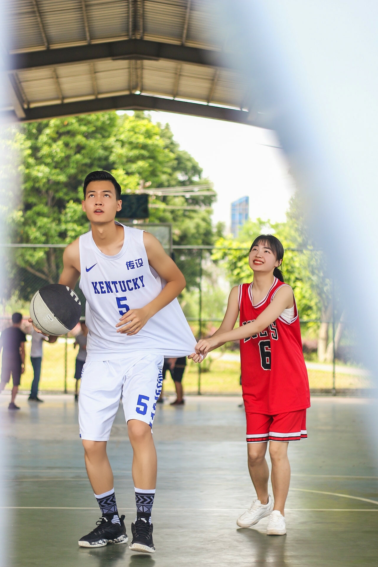 篮球情侣写真