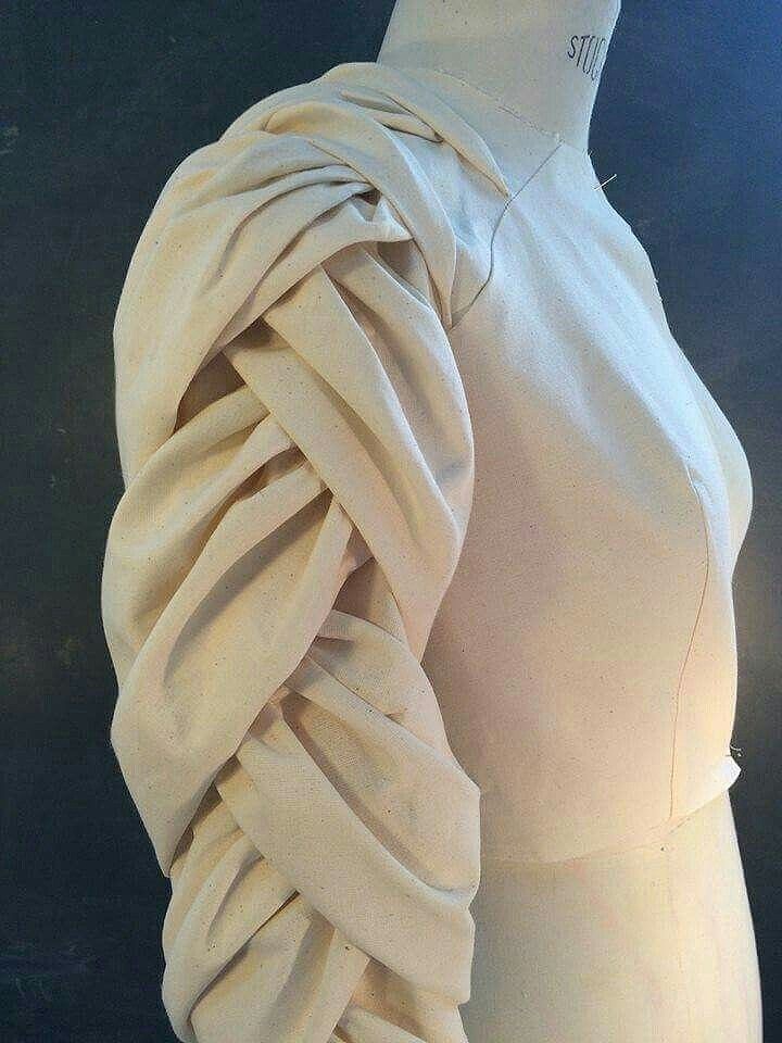立裁的褶皱作品