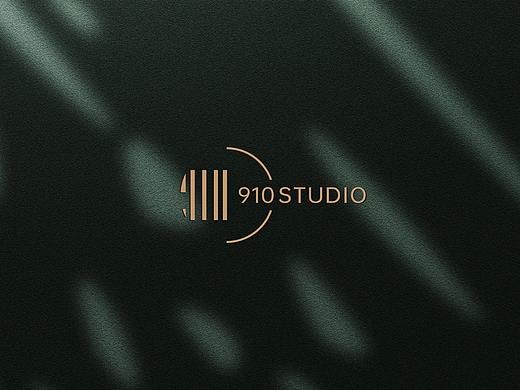 910摄影工作社logo