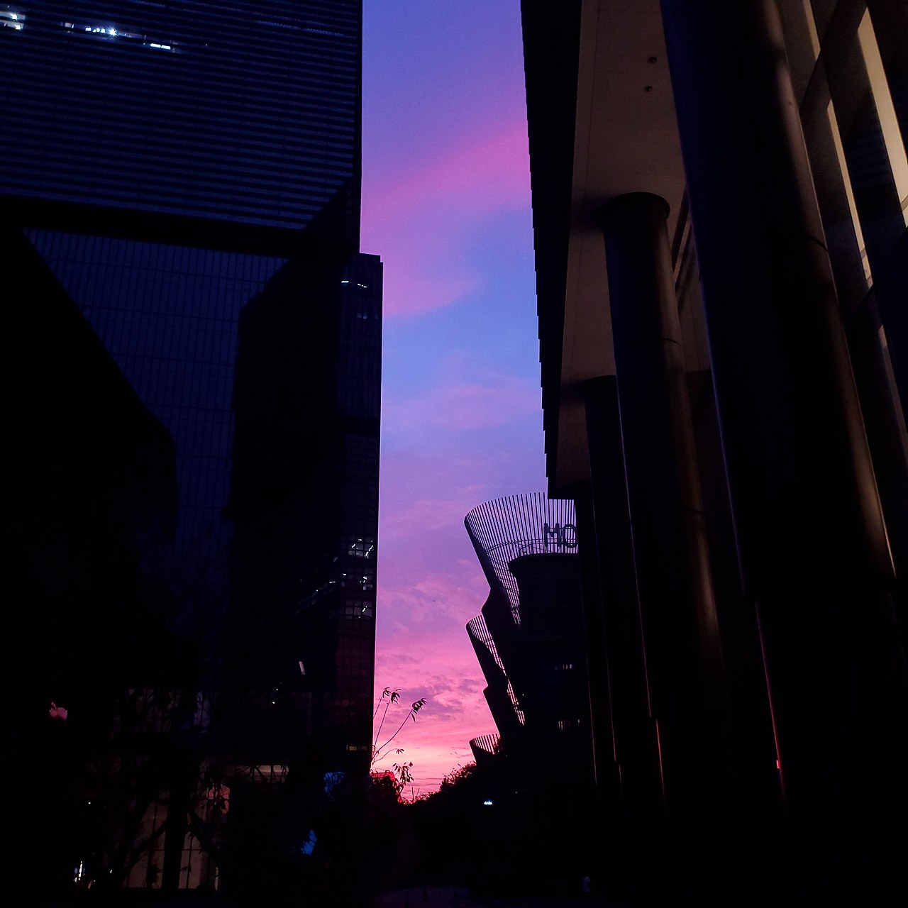 触之可及（图ZMTg2OTMyNjM2） - 人像摄影 - 站酷设计师YAYON原创素材 - 站酷ZCOOL