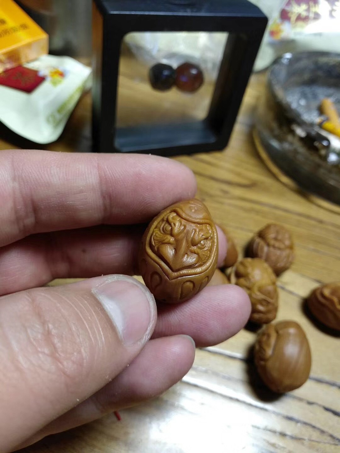 百鬼夜行,橄榄核