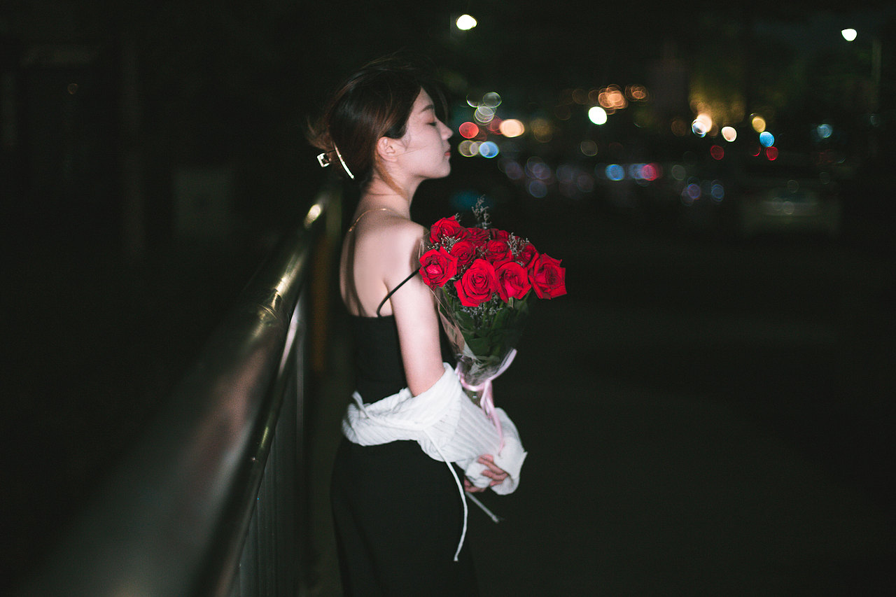 夜景人像写真 隧道风