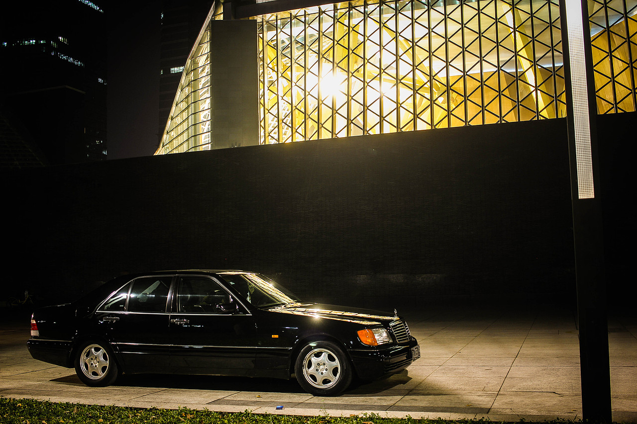 奔驰s500 w140 汽车摄影