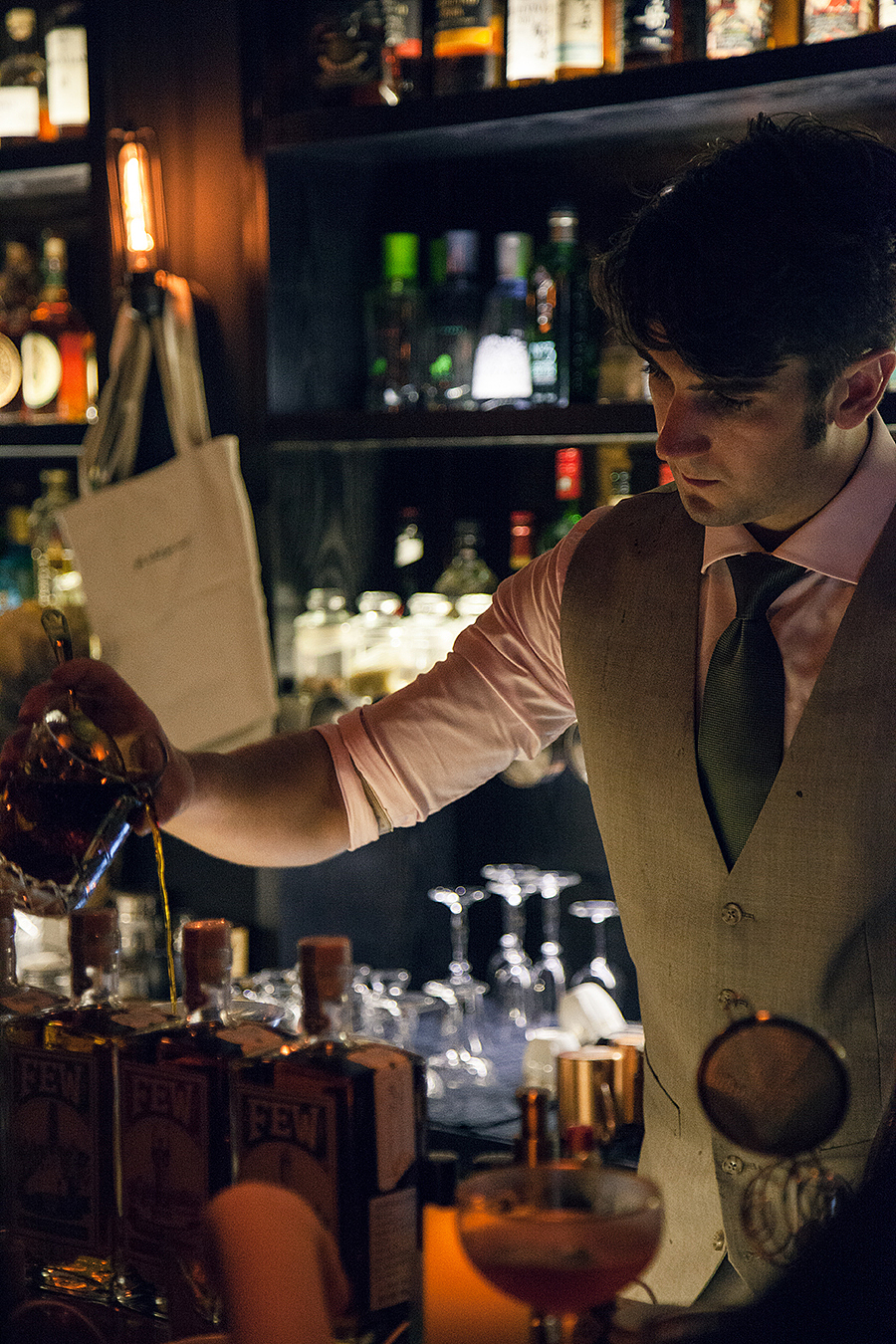 Late Market x F.E.W Spirits Guest Bartending（图ZOTM0MzE5Mjg=） - 短片 - 站酷设计师李叉特原创素材 - 站酷ZCOOL