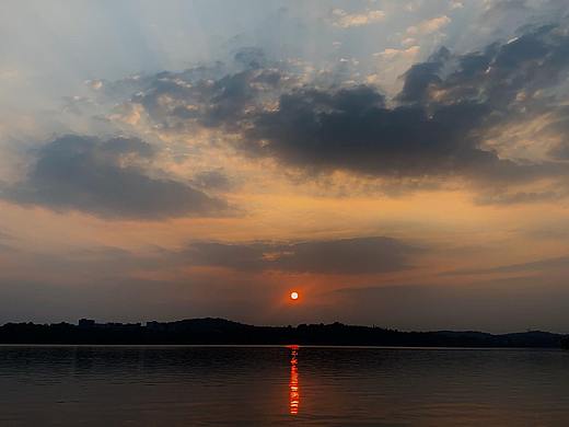 浯溪山水