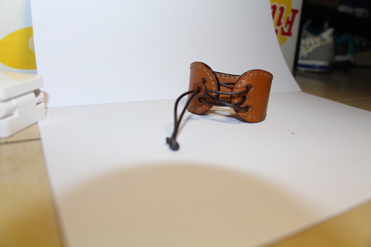 植鞣革腰封款手环