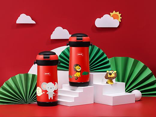 思乐🉐️ 儿童保温杯 实景图拍摄