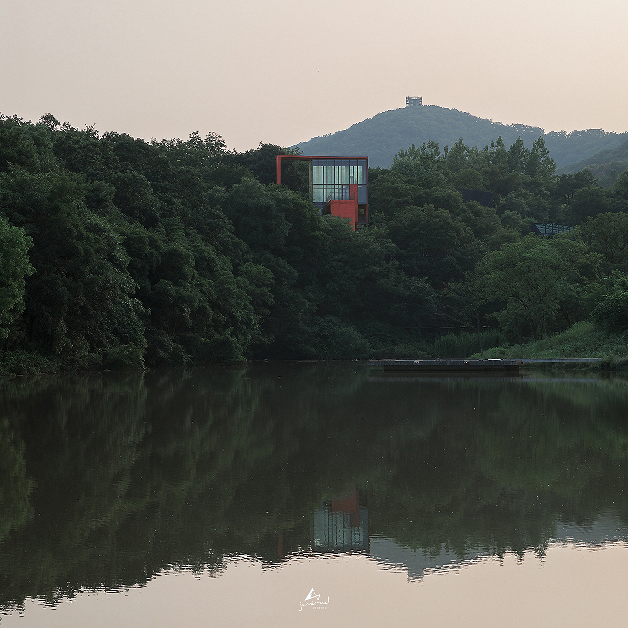 「建筑摄影」Glass Box 玻璃盒（图ZMTQ4Njk2NTI0） - 环境/建筑摄影 - 站酷设计师jaminred原创素材 - 站酷ZCOOL