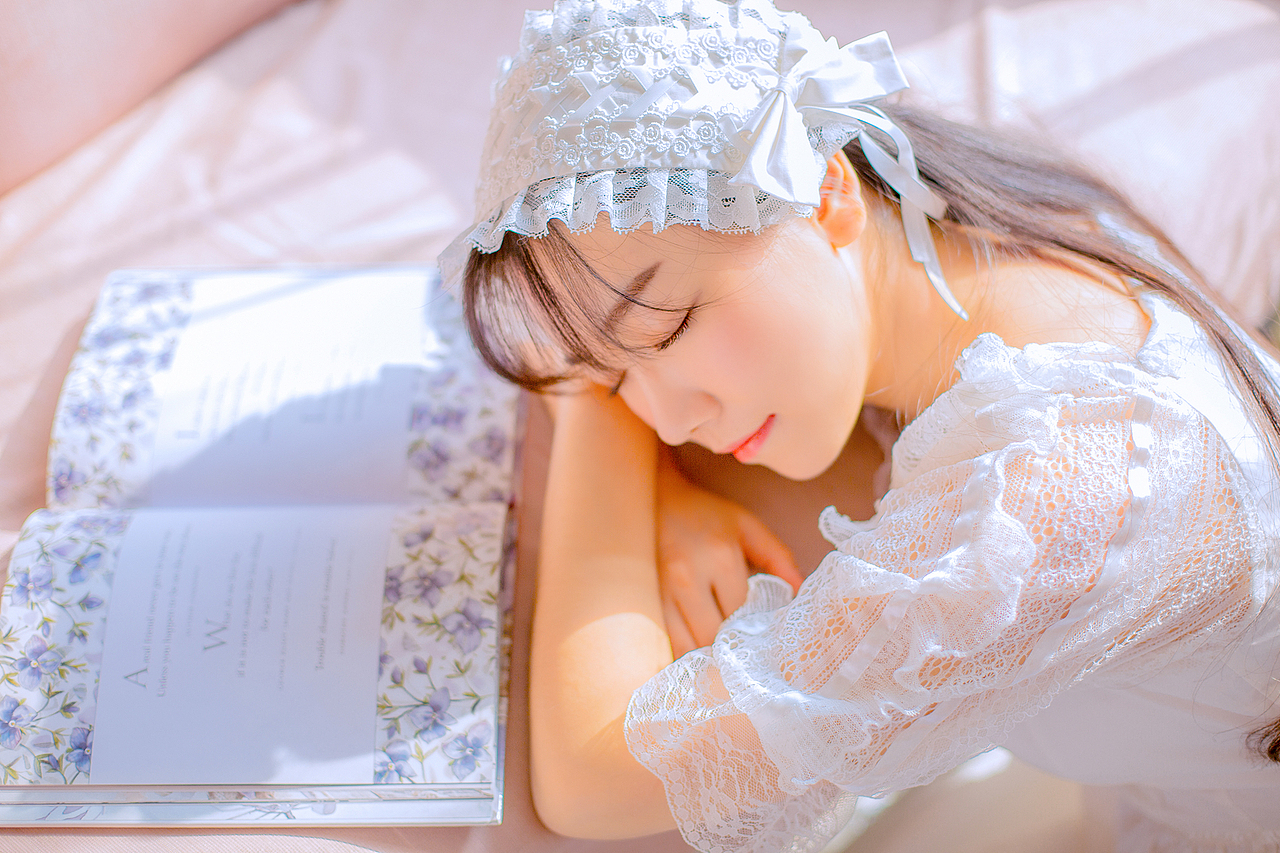 少女心（图ZNjMxMDA4NDA=） - 人像摄影 - 站酷设计师宋若菲原创素材 - 站酷ZCOOL