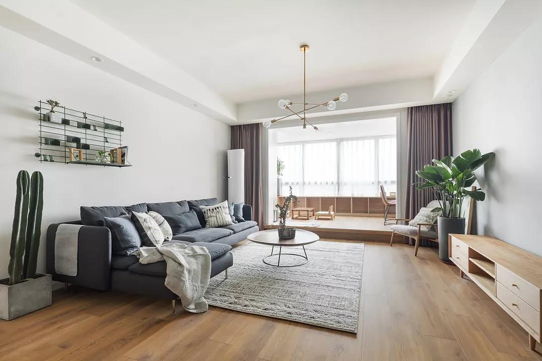 95后摄影师夫妇的两居室,替我实现了走哪躺哪的梦想!