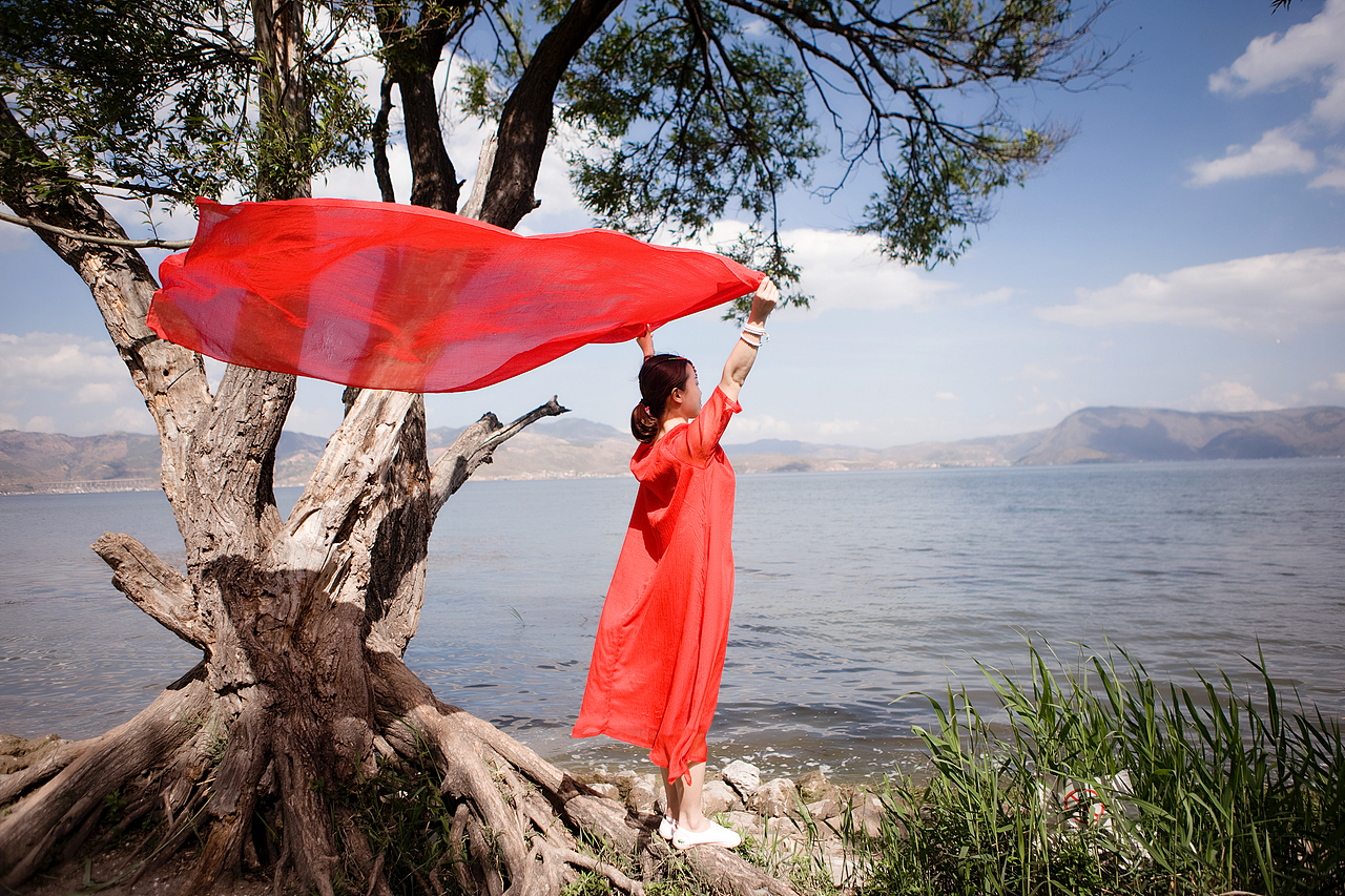 用我三生烟火 换你一世迷离（图ZODk4NTQ2ODA=） - 人像摄影 - 站酷设计师三石君的尹姑娘原创素材 - 站酷ZCOOL