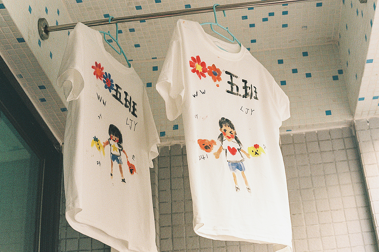 少女邂逅（图ZMjQxNzMwMTU2） - 人像摄影 - 站酷设计师咔嚓旺旺原创素材 - 站酷ZCOOL